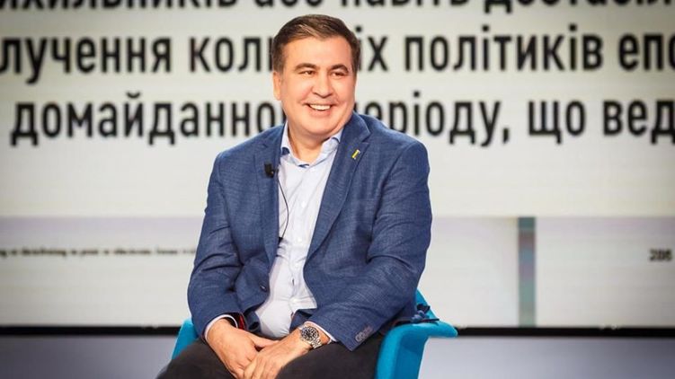 Политические итоги недели: назначение саакашвили не состоялось, зеленский подписал закон о рынке земли, шмыгаль анонсировал новые решения об ослаблении карантина
