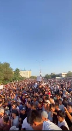 <strong>протесты каракалпаков в узбекистане. Что за этим стоит? </strong>